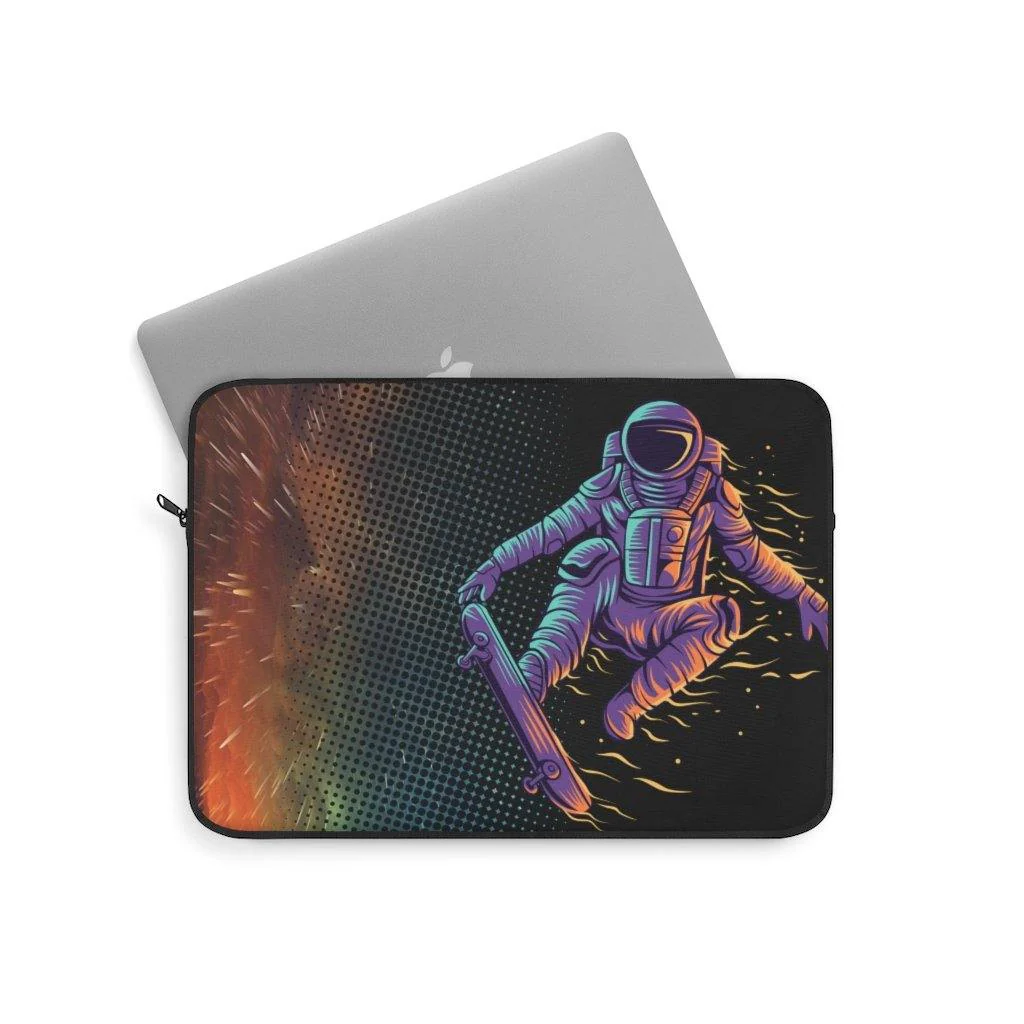 Skateboarding Astronaut – Laptop Sleeve - Image 8